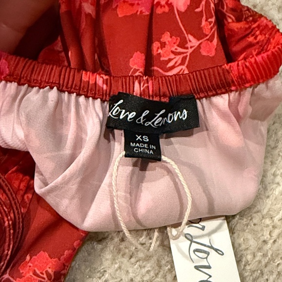 Floral Red Puff Sleeve Dress - Picture 4 of 7